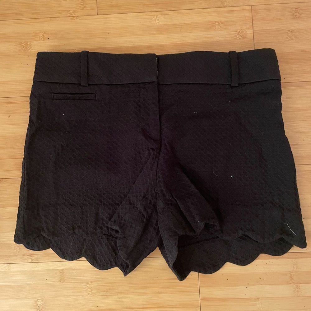Loft scallion shorts
